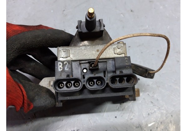 котушка запалювання, комутатор,блок керування запалюванням Renault 5, Rapid, 9, 11, 19, 21, 25, Clio, Espace II, III, Laguna, Master, Safrane, Trafic, 7700732263, 7700722070, S100620001F, 7700852093
